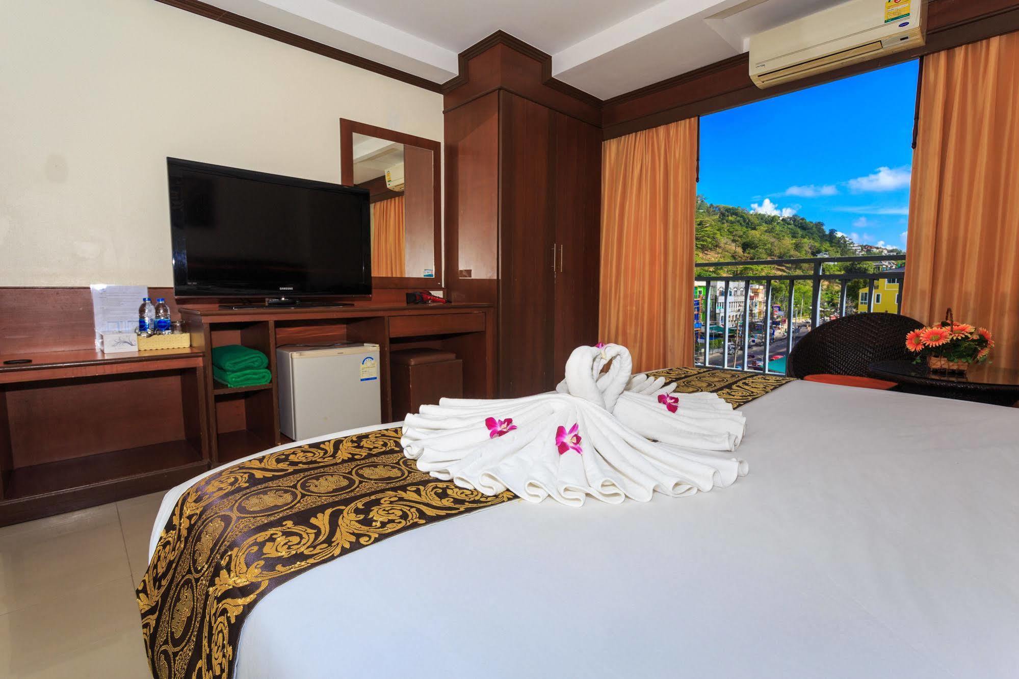 Sharaya Patong Hotel Ngoại thất bức ảnh