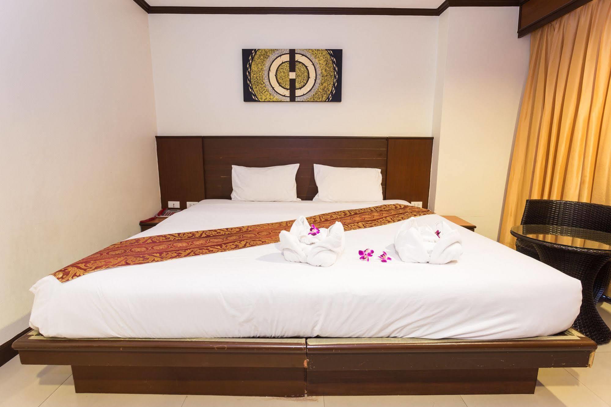 Sharaya Patong Hotel Ngoại thất bức ảnh