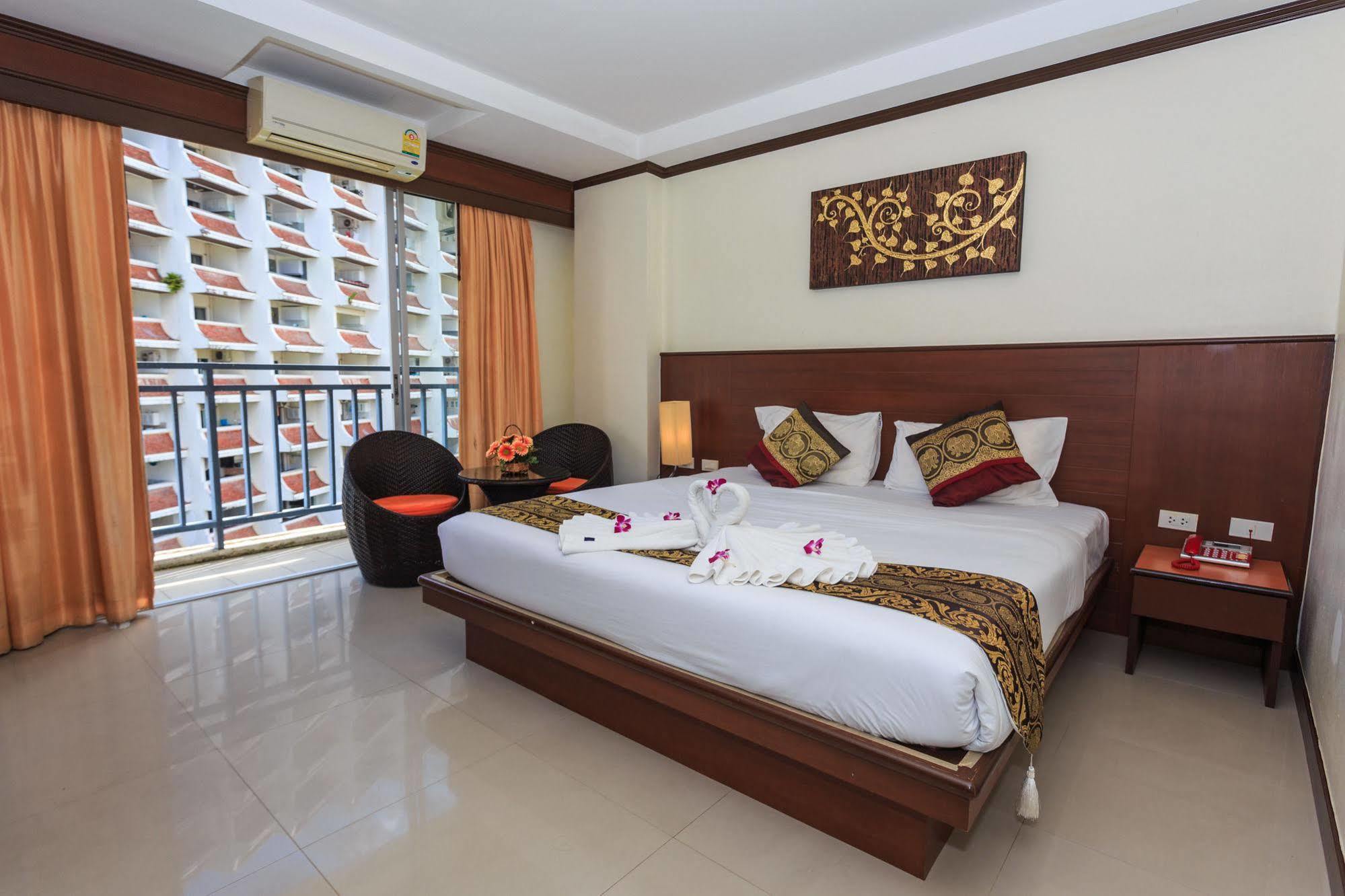 Sharaya Patong Hotel Ngoại thất bức ảnh