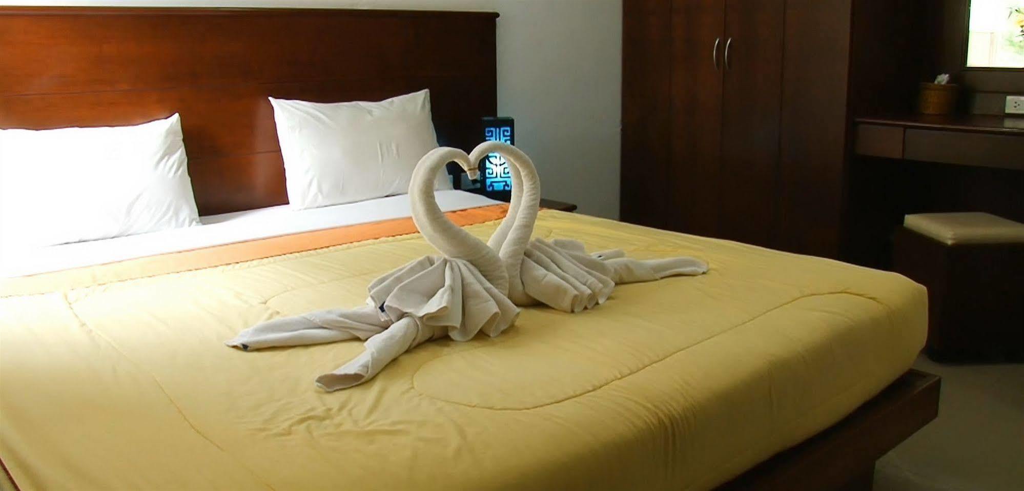 Sharaya Patong Hotel Ngoại thất bức ảnh